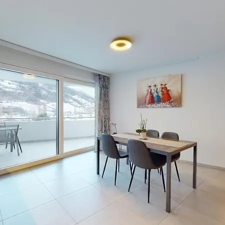 Modern And Elegant With A Nice Balcony Appartement