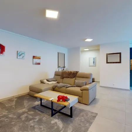 Modern And Elegant With A Nice Balcony Appartement